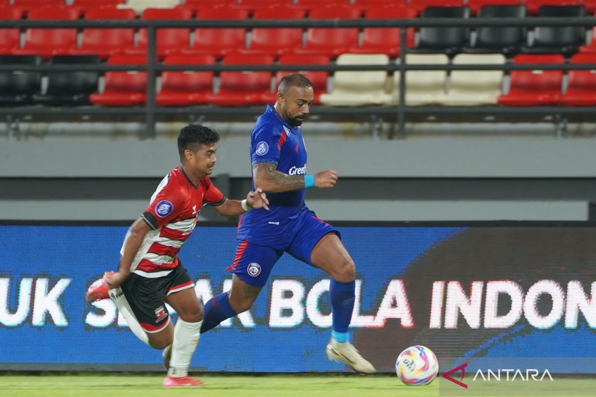 Arema FC Bertekad 200 Persen Rebut Tiga Poin Melawan Persebaya