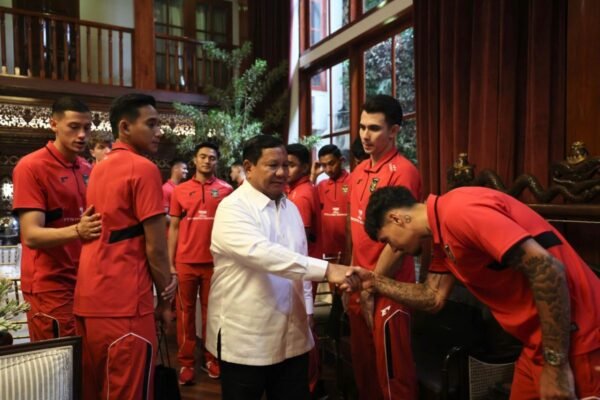 Presiden Mengingatkan Timnas untuk Terus Berjuang Meski Telah Lolos ke Playoff