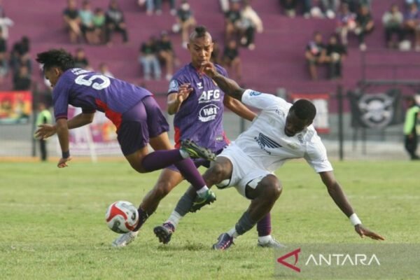 Pelatih Persik Berikan Apresiasi kepada Pemain Usai Imbang 1-1 Melawan PSM Makassar